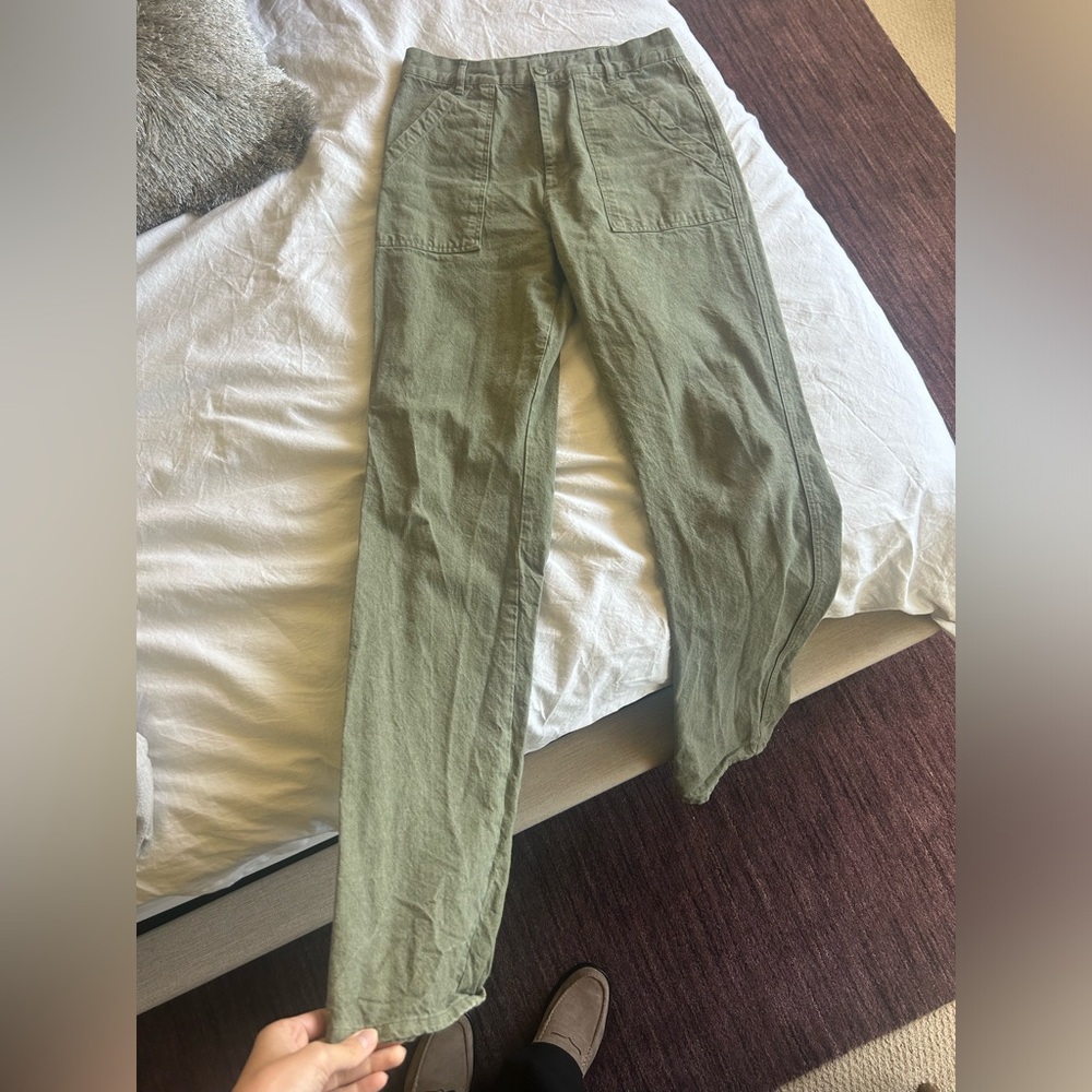 Djerf Avenue Go to Pants Green Small Like New